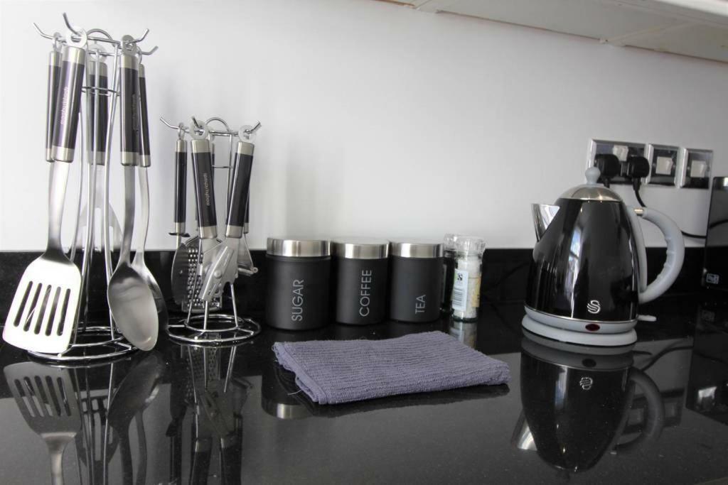 Spacious Chic - Simplycheckin Apartment Winchester